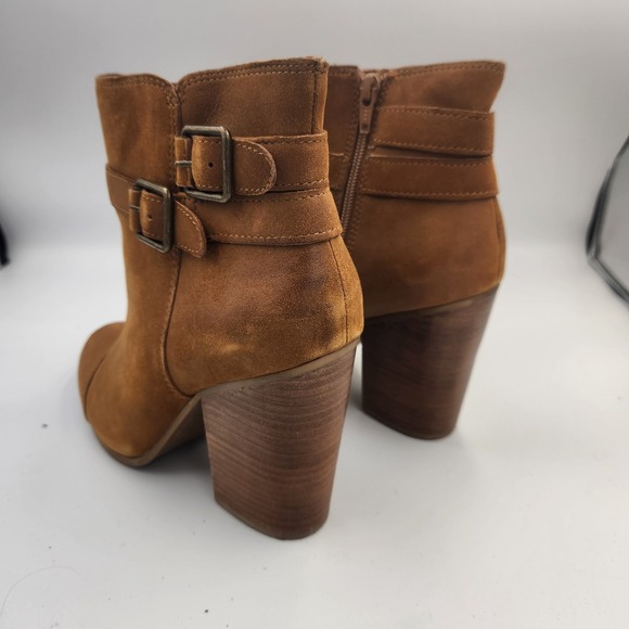 Lucky Brand Laureen Ankle Boot Brown Suede Bootie‎ Buckle Accents Women's 9.5 - Picture 2 of 4